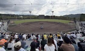 　ファームリーグ・オリックス戦が開催された富田林のスタンドは盛況だった（撮影は筆者）