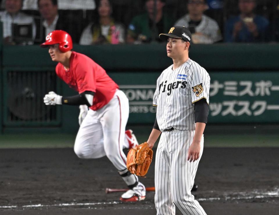 　５回、大竹は佐々木を右飛に打ち取る