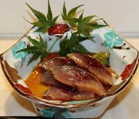 　人気メニューの自家製きずし