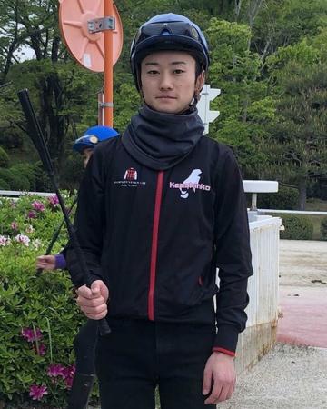 　栗東トレセンで武者修行を開始した小林凌