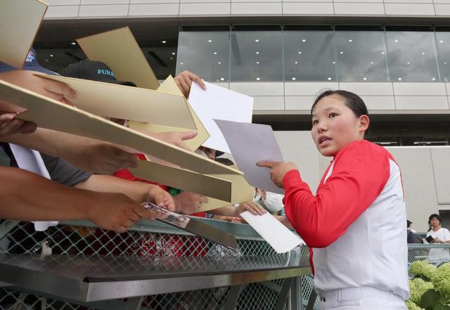 小林美駒　自身初の２日連続勝利　福島８Ｒで逃げ切り「期待に応えられてうれしい」