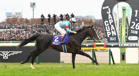 　４馬身の圧勝でジャパンカップを制したイクイノックス