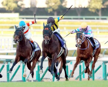 【朝日杯ＦＳ】ジャンタルマンタル　１番人気に応えた無傷３連勝で２歳マイル王　パレスマリス産駒Ｇ１初出走初制覇