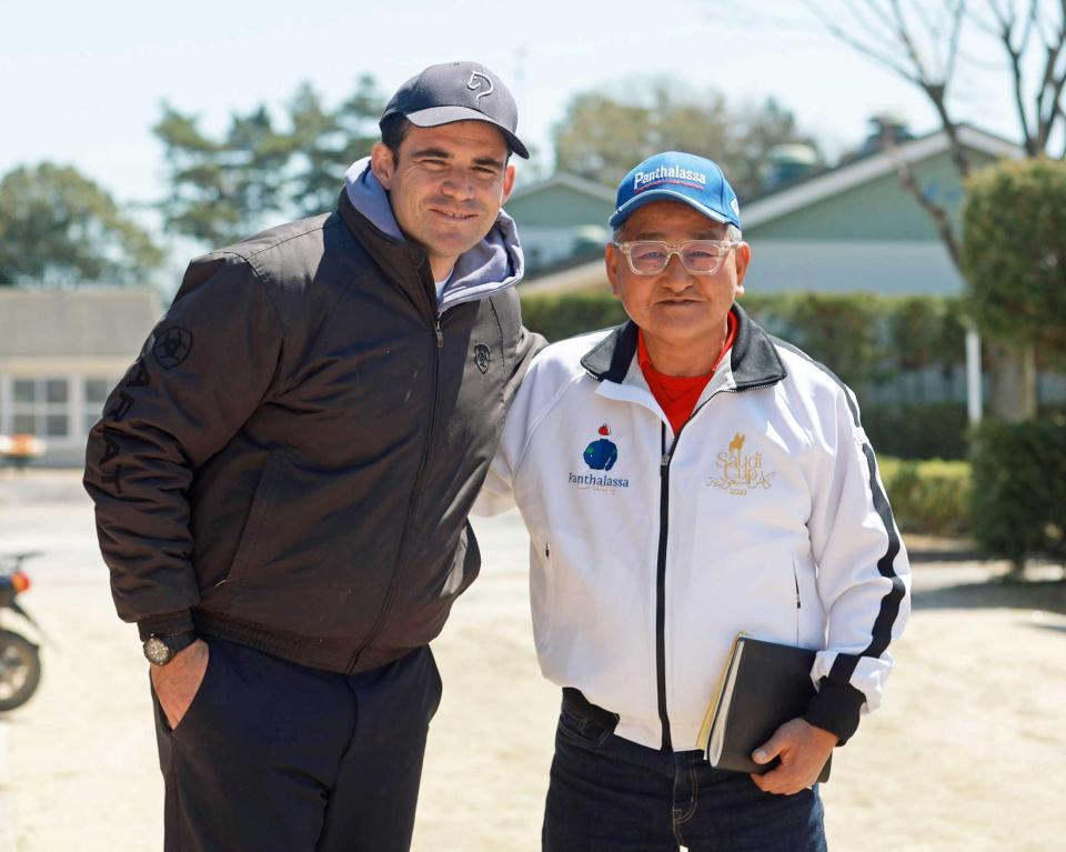 　矢作師（右）に師事するフォンテンさん