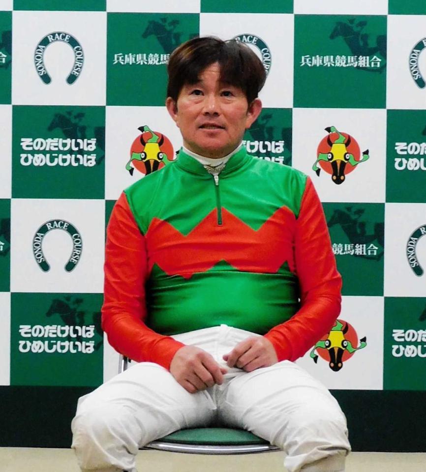 　古巣・兵庫県競馬への復帰意思を表明した小牧太