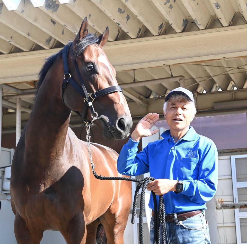 　シックスペンスで悲願のダービー制覇を狙う国枝師（撮影・園田高夫）