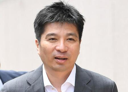 サイバーエージェント藤田晋氏が初日初の３億円超え落札で今年も存在感