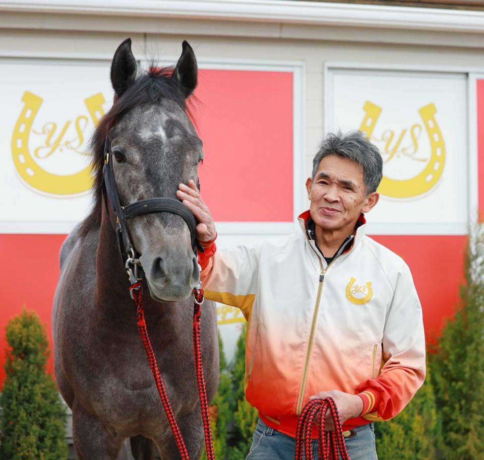 　春の大舞台を目指すミニトランザットと山口厩務員