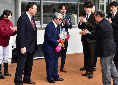 音無師「やり切った」有終Ｖならずも晴れやかラストデー