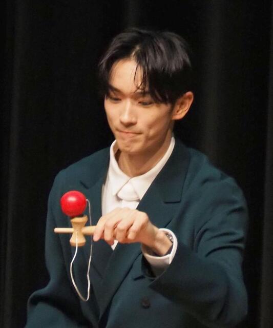 坂井瑠星が自身初のファンミーティング 「1個勝ったぐらいじゃ満足