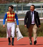 　宮徹師（右）と藤岡佑（撮影・石湯恒介）