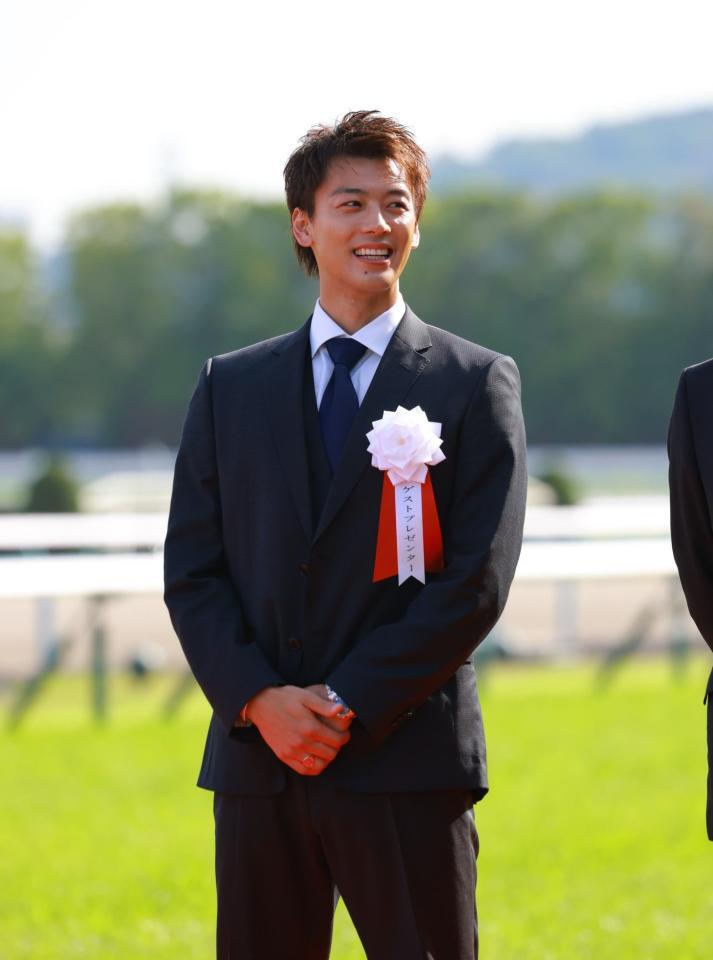 　プレゼンターとして登場した竹内涼真