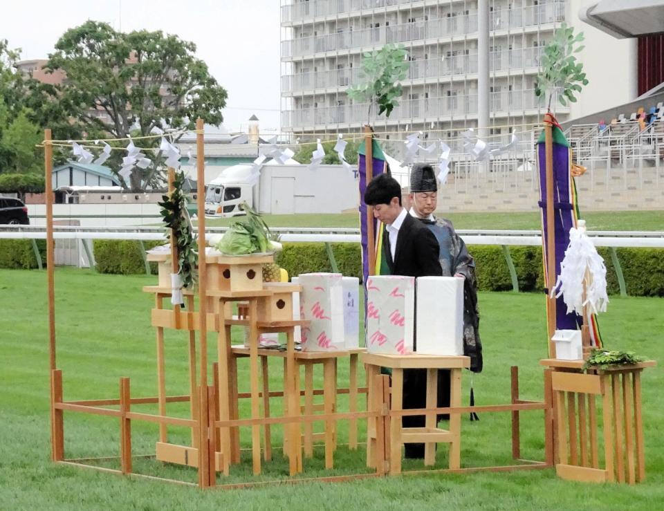 　馬場浄めの式に参加した武豊