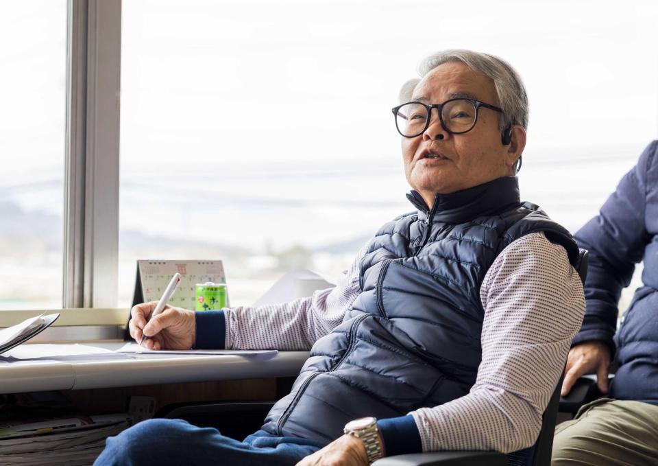 　音無秀孝元調教師