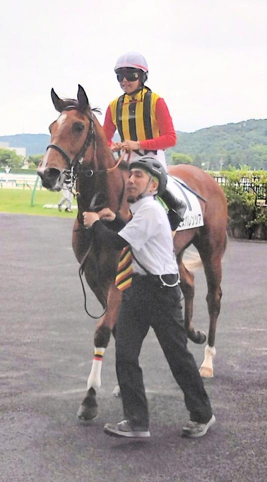 　快勝発進を決めたミスバレンシアと今村聖奈