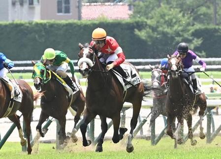 新種牡馬コントレイルの産駒がＪＲＡ初勝利！！　父ディープインパクトと同じく夏の福島で決めた