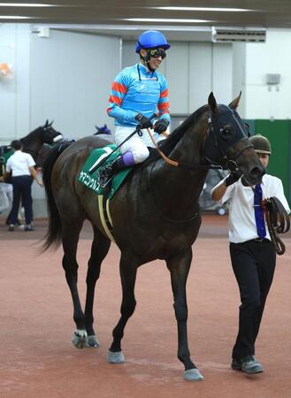 　東海Ｓを制したヤマニンウルスと武豊