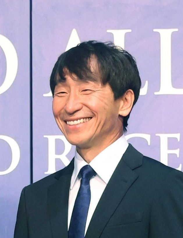 　黄綬褒章を受章した横山典弘騎手