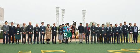 　みやこＳを制したダブルハートボンド（撮影・石湯恒介）