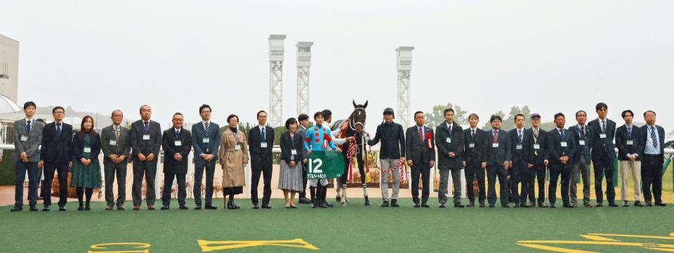 　みやこＳを制したダブルハートボンド（撮影・石湯恒介）