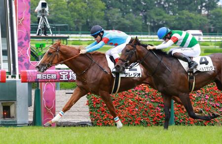 東スポ杯２歳Ｓに出走予定のサレジオ（左）