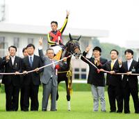 　牝馬３冠を達成したジェンティルドンナ＝２０１２年１０月１４日