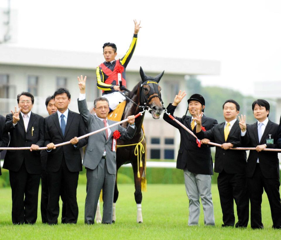 　牝馬３冠を達成したジェンティルドンナ＝２０１２年１０月１４日