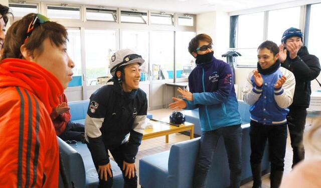 藤岡佑介騎手が調教師試験合格 父・健一師に続いてトレーナーに