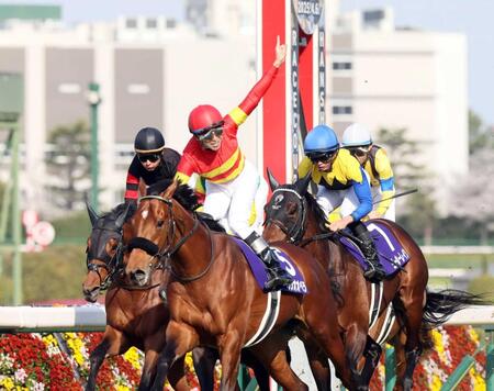 　大阪杯連覇を成し遂げたベラジオオペラ＝２０２５年４月