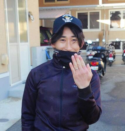 　昨年末に結婚していた木幡初