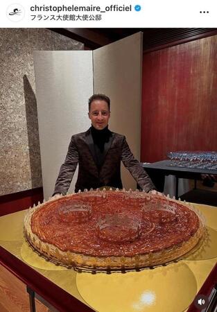 Ｃ・ルメール騎手インスタグラム（ｃｈｒｉｓｔｏｐｈｅｌｅｍａｉｒｅ＿ｏｆｆｉｃｉｅｌ）より