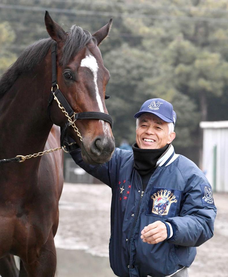 　シックスペンスで最後のＧ１に臨む国枝師（撮影・園田高夫）