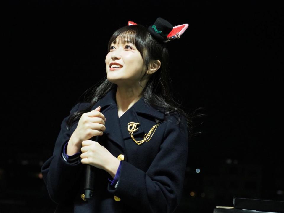 「ウマ娘　プリティーダービー」のコラボトークショーで笑顔を見せるラヴズオンリーユー役の久保田未夢