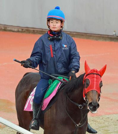 　僚馬ナムラコスモスに続き権利獲得を目指すローズカリスと田口（撮影・石湯恒介）