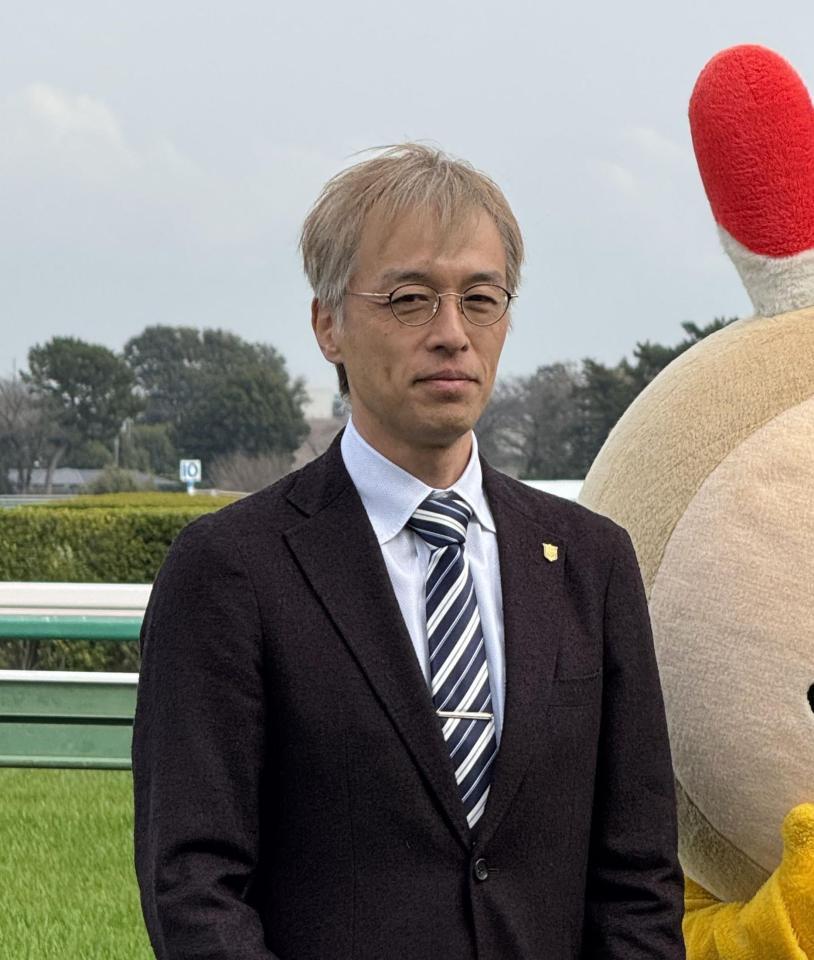 ＪＲＡ通算１００勝を達成した稲垣師