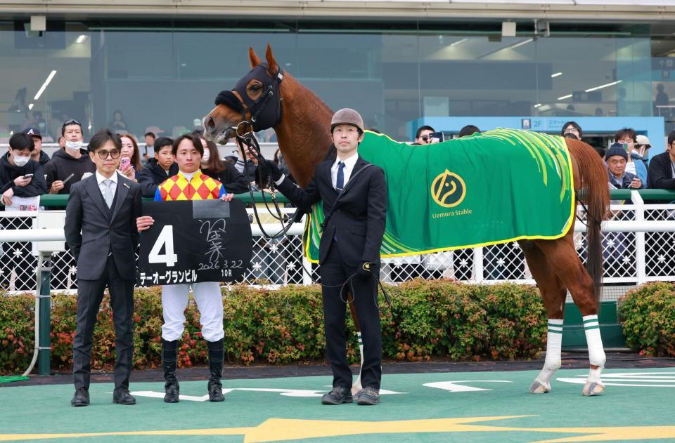 レグルスＳを制したテーオーグランビル＝阪神競馬場（撮影・石湯恒介）