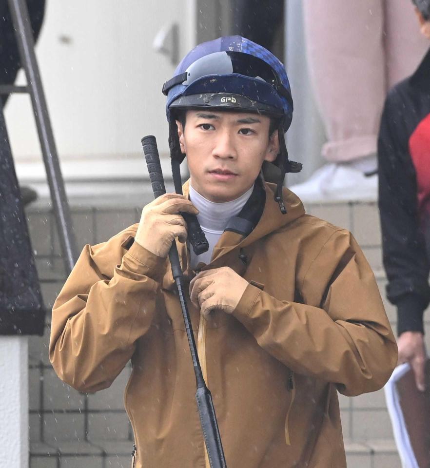 　競馬の祭典に初挑戦する荻野極