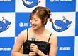 「美人さん」「女性らしさが出て一段と可愛い」今村聖奈が雰囲気一変!黒キャミワンピ姿の透明感に騒然「何も知らない人はジョッキーとは思えないやろな」