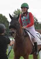１Ｒ３歳未勝利を勝ったドリームガッサンと小林（撮影・持木克友）
