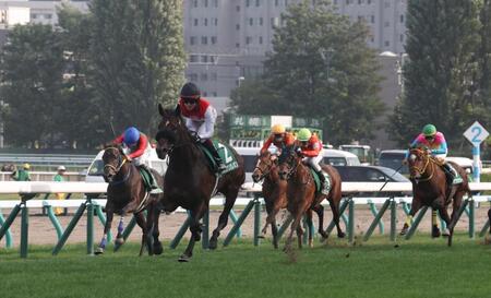 札幌２歳Ｓを制したショウナンガレオン＝札幌（撮影・佐々木彰尚）