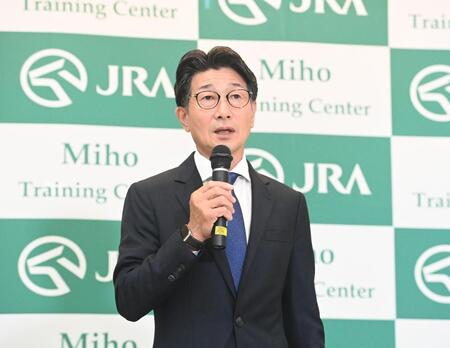 現役引退を発表する柴田善臣騎手（撮影・園田高夫）