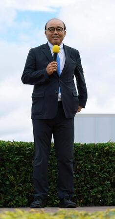 予想を披露する岡田彰布顧問（撮影・石湯恒介）