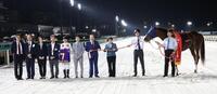 日本テレビ盃を制したミッキーファイトと関係者