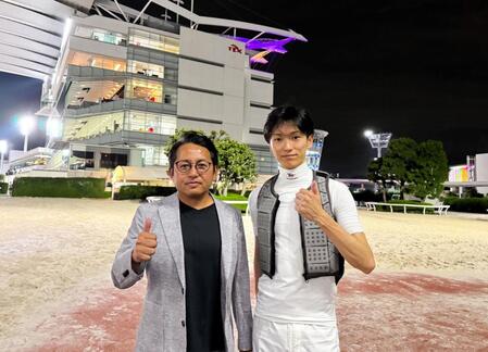 親子タッグで勝利を飾った坂井英光師（左）と坂井瑠星