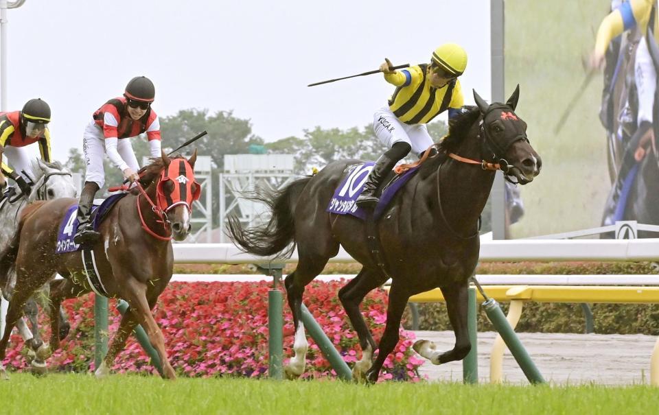 安田記念をジャンタルマンタルで制した川田＝６月８日、東京