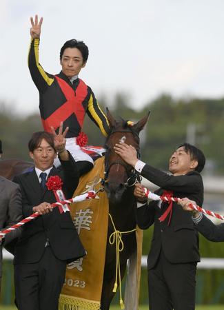 リバティアイランドで牝馬３冠を達成した川田